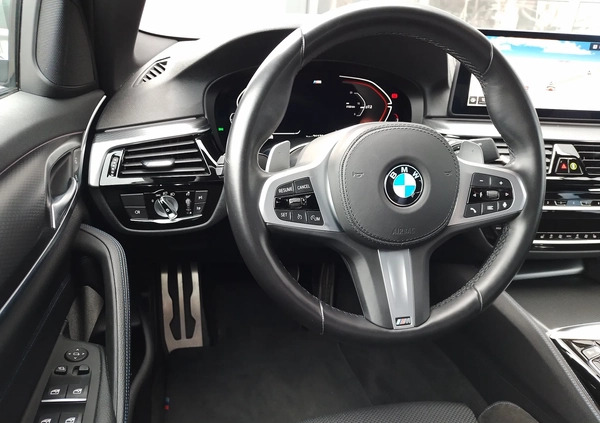 BMW Seria 5 cena 214900 przebieg: 21000, rok produkcji 2021 z Piekary Śląskie małe 407